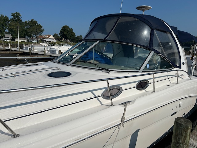 2005 Sea Ray Sundancer 30′ – $58,500